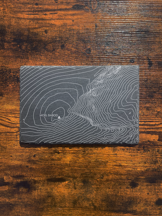 Moel Siabod Placemat ⇻ Contour